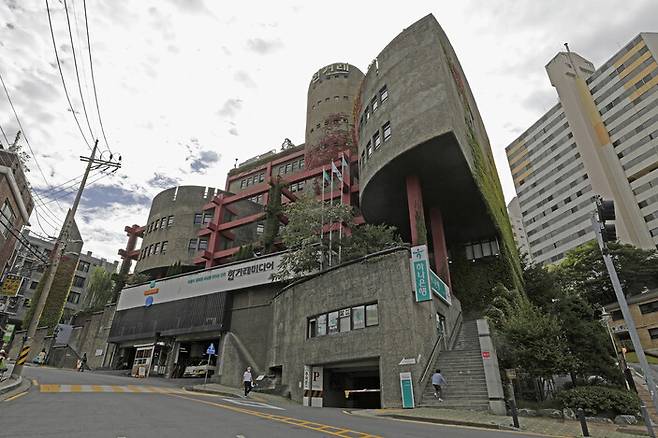 서울 마포구 공덕동 한겨레신문사 사옥. 한겨레 자료사진