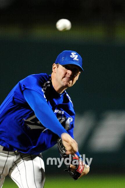 삼성 라이온즈 시절 릭 밴덴헐크./마이데일리