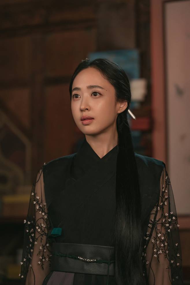 ‘체크인 한양’ 김민정, 설매화로 완벽 변신… 사극퀸 입증 (출처: 채널 A)