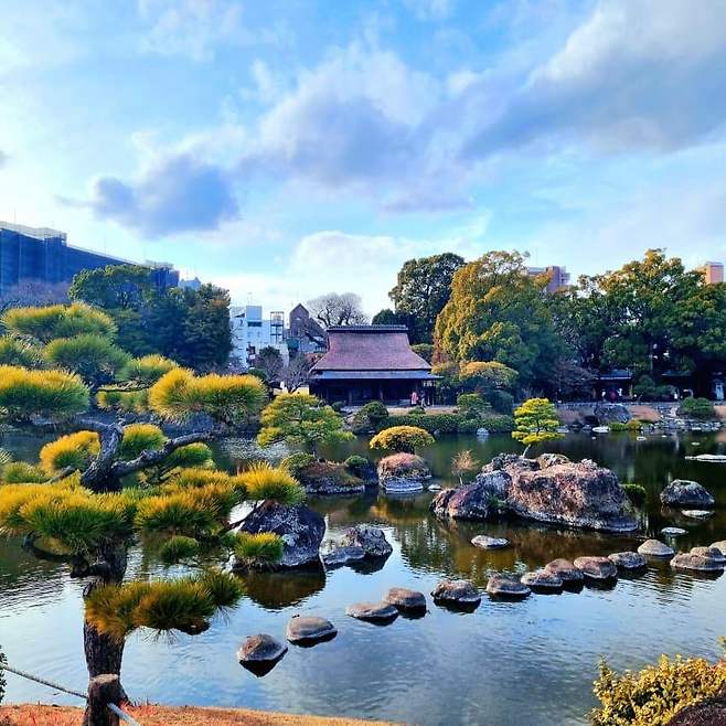 7fed8273b58068f051ee80e446817c736d96d859ceaffc90970d6874a52a7d4e