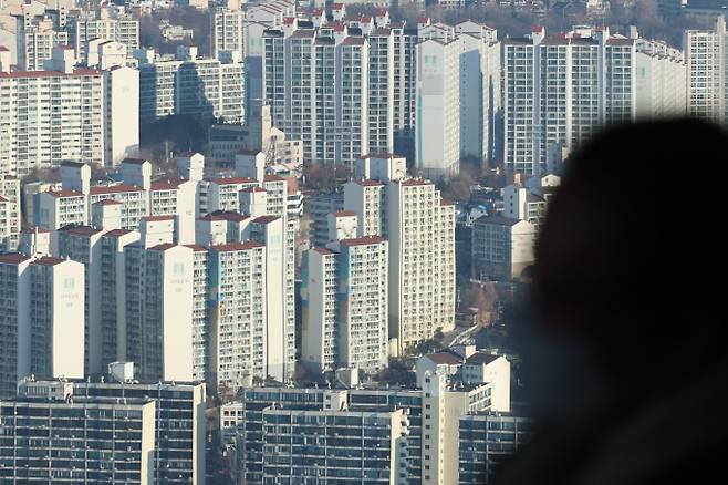수도권 아파트값 상승세를 서울이 주도한 것으로 나타났다. 사진은 서울시내 아파트 밀집 지역. /사진=뉴시스
