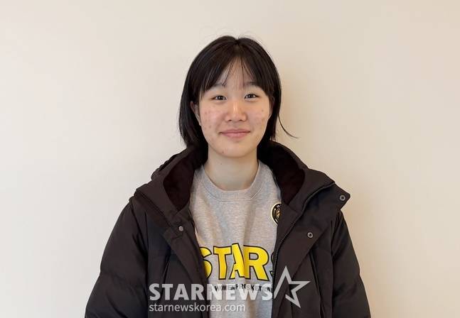 KB스타즈 송윤하가 스타뉴스와 인터뷰를 하고 있다. /사진=양정웅 기자