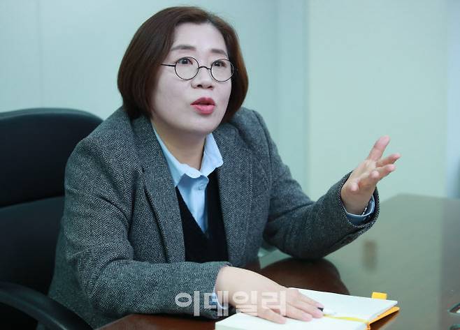 신미경 한국도박문제예방치유원장이 서울 중구 퇴계로 사무실에서 이데일리와 인터뷰를 하고 있다. (사진=노진환 기자)