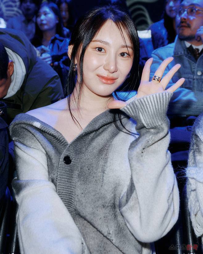 2025 F/W 서울패션위크 '얼킨' 가수 이채연 / 사진 : L&S Content Lab 윤수호 포토