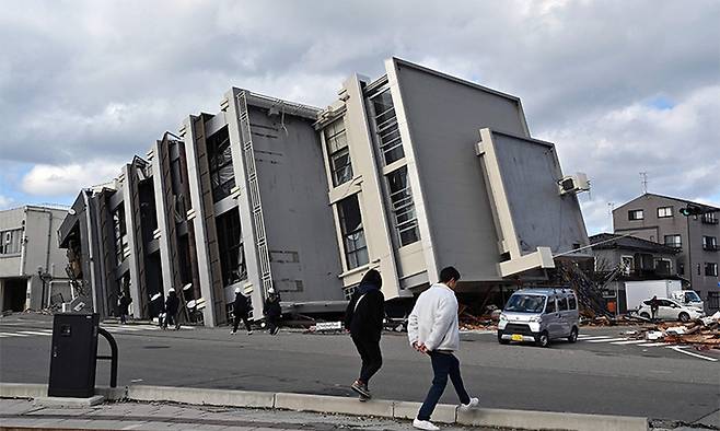 지난 2024년 1월 일본 노토반도에서 발생한 지진으로 피해를 입은 지역의 모습.&nbsp;AFP연합뉴스