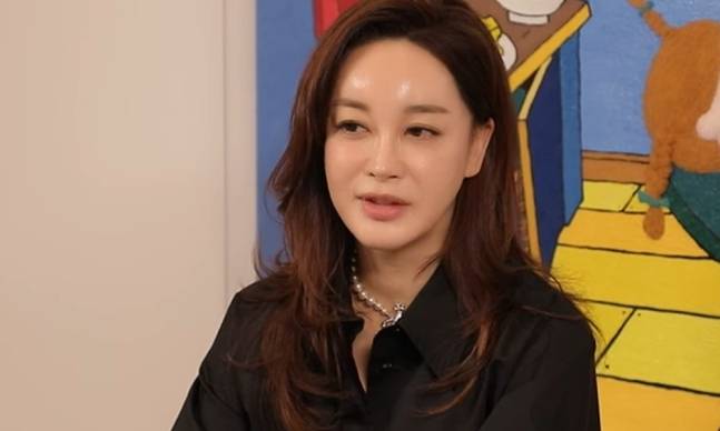 MBC 기상캐스터 출신 배우 김혜은(51)이 고(故) 오요안나의 직장 내 괴롭힘 의혹에 대해 소신 발언을 했다. 유튜브 채널 ‘지금백지연’ 화면 캡처