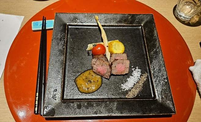 06bcdb27eae639aa658084e54484746f3419b383d9e960343ed4165628276462e4523fc669ab97a4c9e4bcf2eb1609