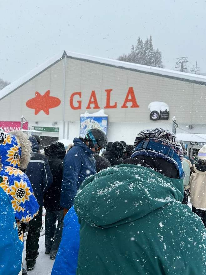 06bcdb27eae639aa6580e6bd19c52b026773e5fc02ff32990657478c8924019de2d7f5836469bd1cf61f80bf0cb04710c040b3accea2a1