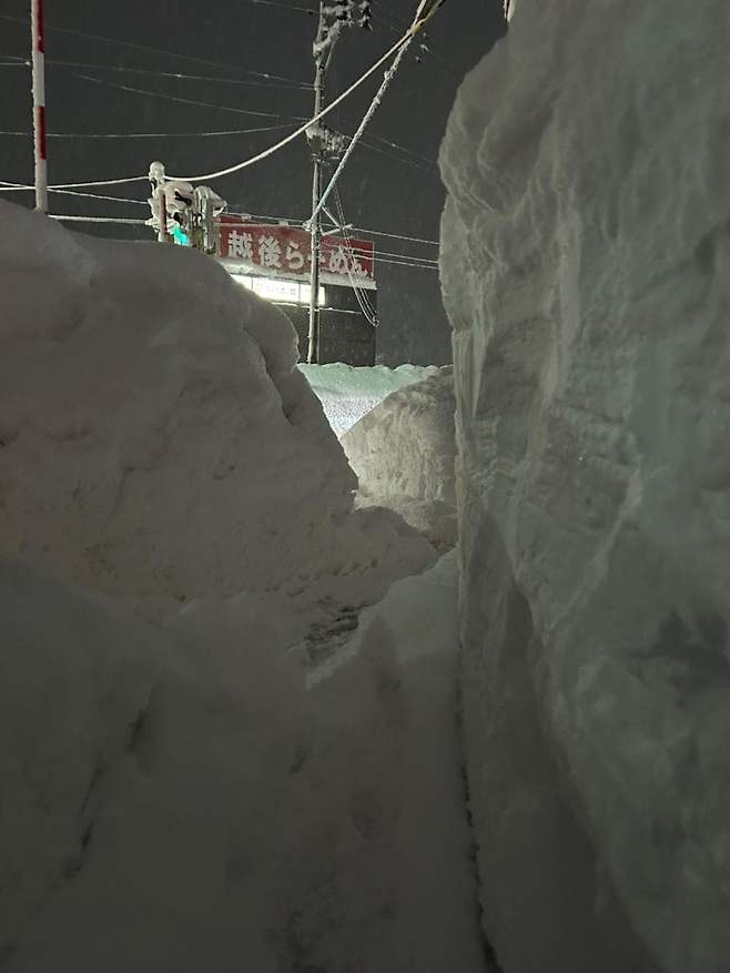 06bcdb27eae639aa6580e6bd19c52b026773e5fc02ff32990657478c8924019de2d6f583646bbd1cf61f80bf0cb04710693f048ed60f42