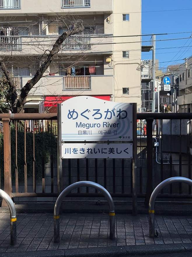 0fe98476bdf36c83239bf0e1359c70189419b3bea571f3c39b76e3ff2c5ef96b08f57a01229664af81a7d151a7d468065885e66eff