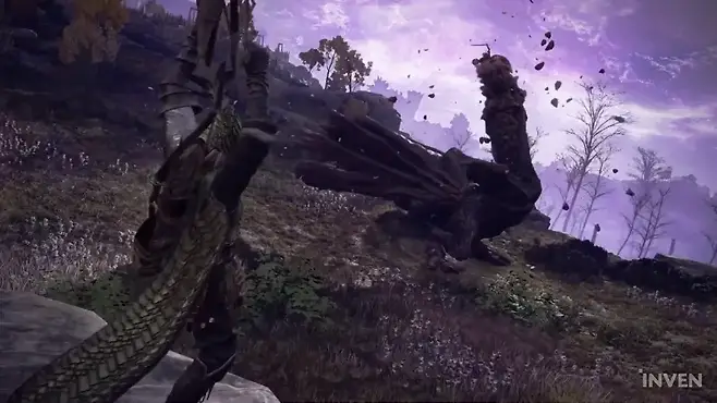 ▲ 원작에서는 보조 무기에 가까웠던 활을 메인으로 쓰는 캐릭터도 등장한다