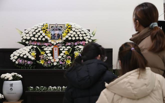 대전의 한 초등학교에서 교사에게 살해된 김하늘(8)양의 빈소가 건양대병원 장례식장에 마련됐다. 사진=뉴스1