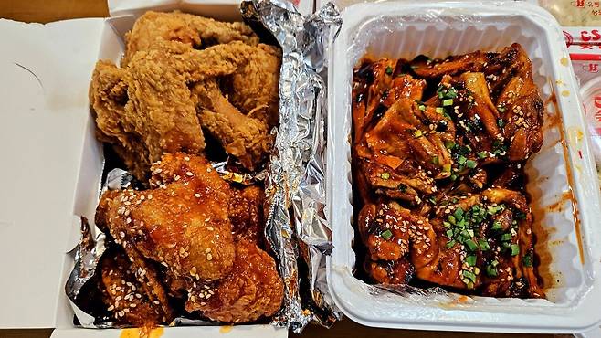 20250212_205301.jpg 저녁은 와이프가 시켜준 바베큐 치킨