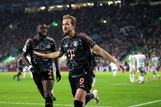 ▲ 바이에른 뮌헨이 해리 케인의 결승골로 셀틱에 2-1 승리를 거뒀다. 셀틱의 양현준은 교체로 나서 도움을 기록했다.