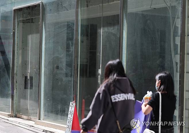 서울 시내 한 상가 공실의 모습. 2024.4.28 dwise@yna.co.kr [연합뉴스 자료사진]