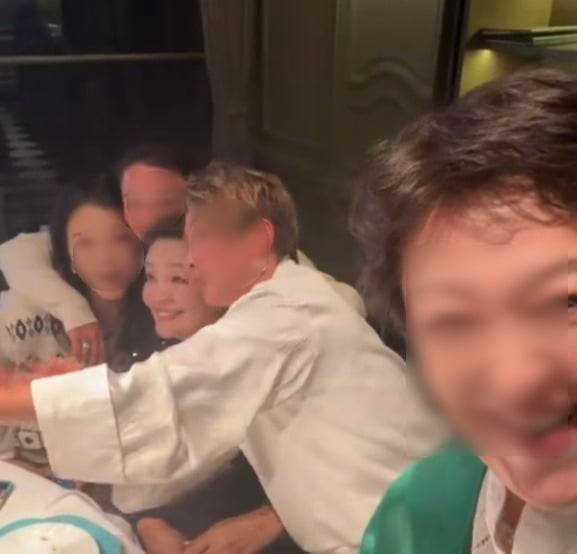 장란 지인 틱톡 영상 캡처