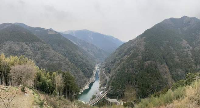 7fee9e2cf5d518986abce895418971685559