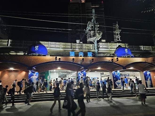 06bcdb27eae639aa658084e54484746f341fb382d9e9613338da10502826606264ddd49163fdf946e7efebabe500c2