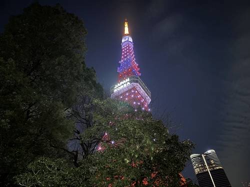 한일 수교 60주년 맞아 도쿄타워에 '재팬 코리아' (도쿄=연합뉴스) 박상현 특파원 = 15일 일본 도쿄 미나토구 도쿄타워에 한일 국교정상화 60주년을 맞아 일본과 한국을 뜻하는 영어인 '재팬 코리아'(JAPAN KOREA)가 점등돼 있다. 한국과 일본은 이날 N서울타워와 도쿄타워에서 각각 점등식을 열었다.