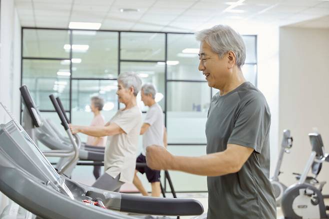 당뇨병을 다스리며 건강을 유지하려면 꾸준한 운동이 필수적이다. [사진=클립아트코리아]