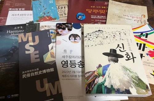 lTETKQgItwaCSux_hE7Q7EkGmhxF-h0CHkMHhSjjiqvNO6jY4YiHI8v0kVBRtGFQZE5djotBB8aVie_VS550jJuYkSoDb3aGYLpPVT9rLzLMHJR_RVBJk33_hPkeVFVGoiyKHVU8CdwxR3597SBtzA.webp.ren.jpg 삼중으로 번역된 일본 만화