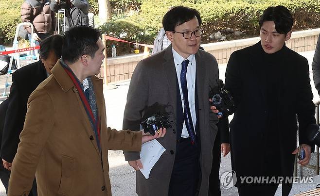 윤 대통령 측 배진한 변호사 [연합뉴스 자료사진]