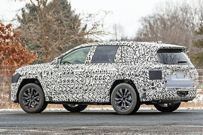 토요타 '라브4 풀체인지' 테스트카 (출처 : Carscoops)