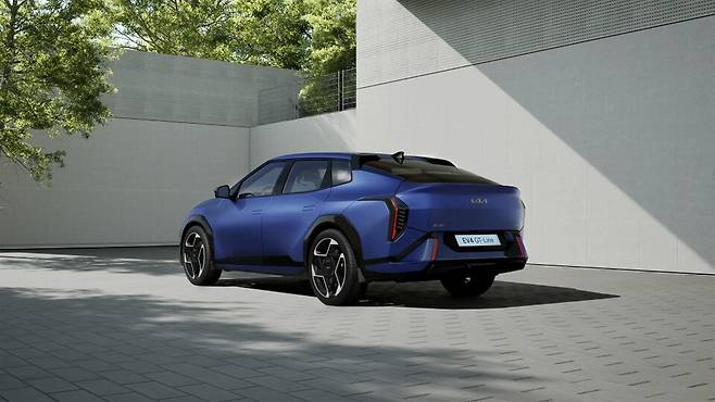 사진 : 기아 EV4 GT 라인