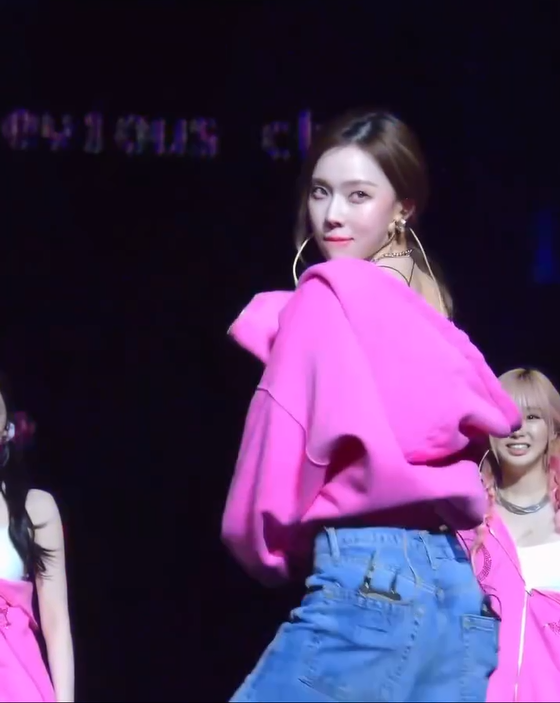 에스파 윈터, 소심한 트월킹(사진: 윈터 팬계정 인스타그램 winter_aespaera)