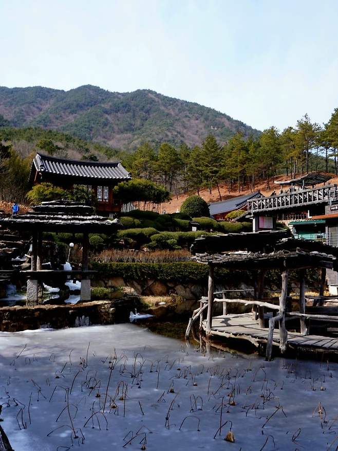 098ef376b58368f72095e69236ef203e6e8197c881971bcb71