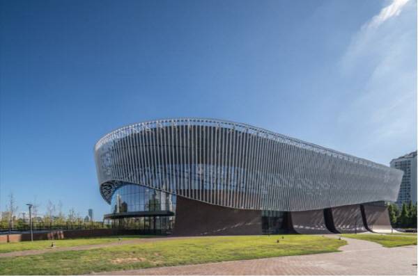 부산시민공원 내 위치한 부산콘서트홀 모습. 클래식부산 제공