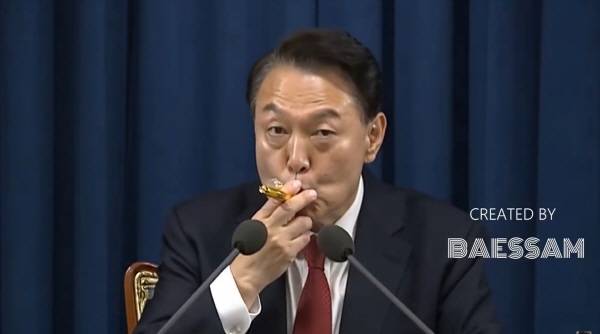 ▲ 18일 접속차단 시정요구 의결된 '윤석열 대통령 비상 계엄 선포' 패러디 유튜브 갈무리.