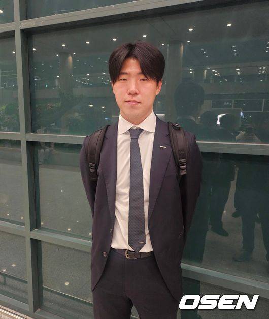 [OSEN=인천공항, 이후광 기자] 두산 김유성 / backlight@osen.co.kr