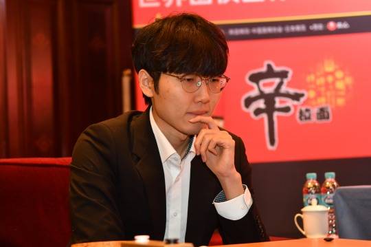 신진서 9단이 농심 신라면배에서 한국의 5연패를 견인했다. 사진[연합뉴스]