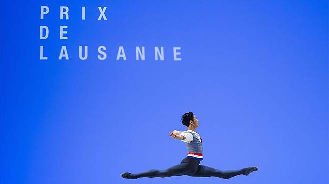 한국인 발레리노 최초로 로잔 콩쿠르에서 우승한 박윤재. 사진 : AP, 연합뉴스