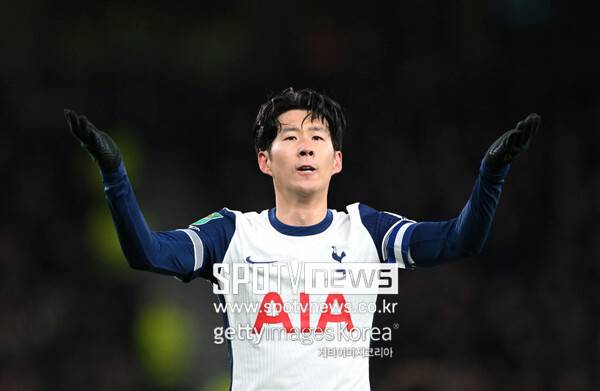 ▲ 손흥민은 엔제 포스테코글루 감독이나 다니엘 레비 회장보다 더 큰 무게의 비판에 시달리고 있다.