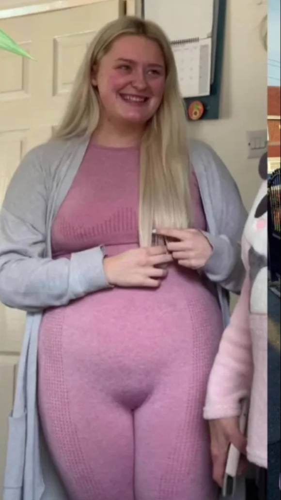 남자친구와 헤어진 후 28㎏를 감량한 영국의 한 여성의 다이어트 성공기가 전해졌다. 사진은 감량 전 클로이 화이트. [사진=더 선]