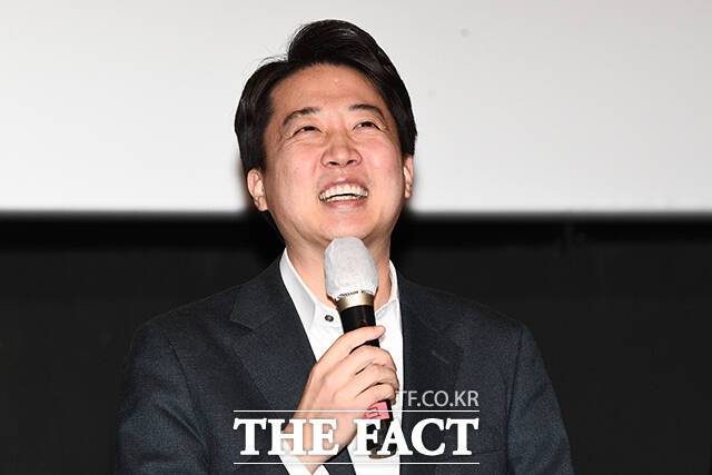 이준석 개혁신당 의원이 인사말을 하고 있다.