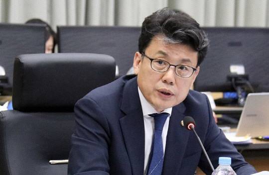 진성준 더불어민주당 정책위원회 의장. 연합뉴스