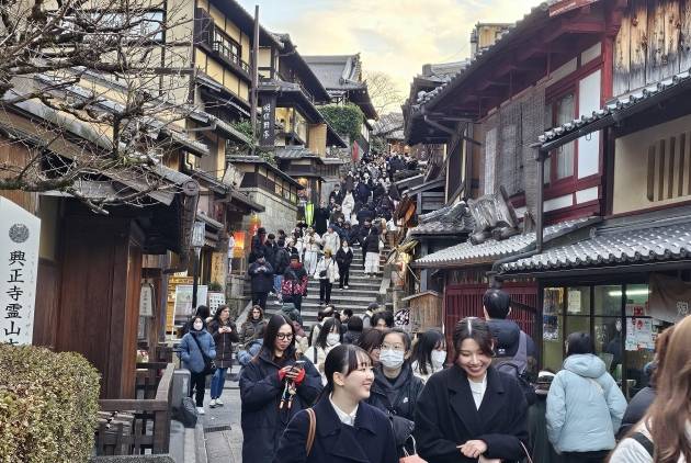 기요미즈테라 메인 도로에서 산넨자카와 니넨자카로 연결되는 골목 풍경 / JAPAN NOW
