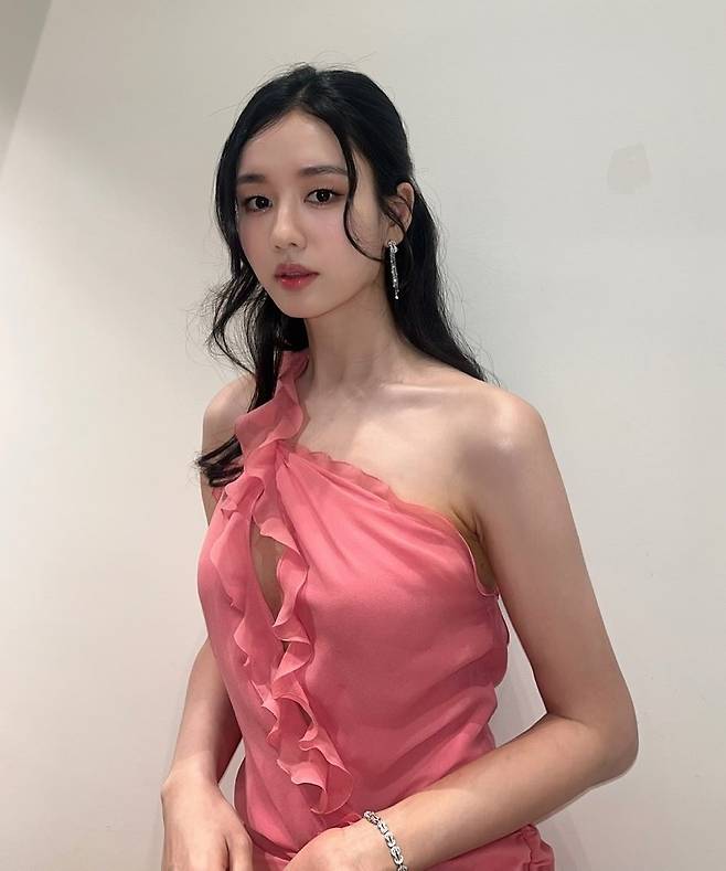 사진출처=안은진SNS