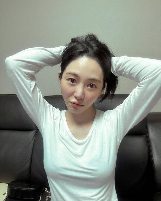 AOA 권민아, 피부과 취업... 인생 2막 출발(사진: 권민아 인스타그램)