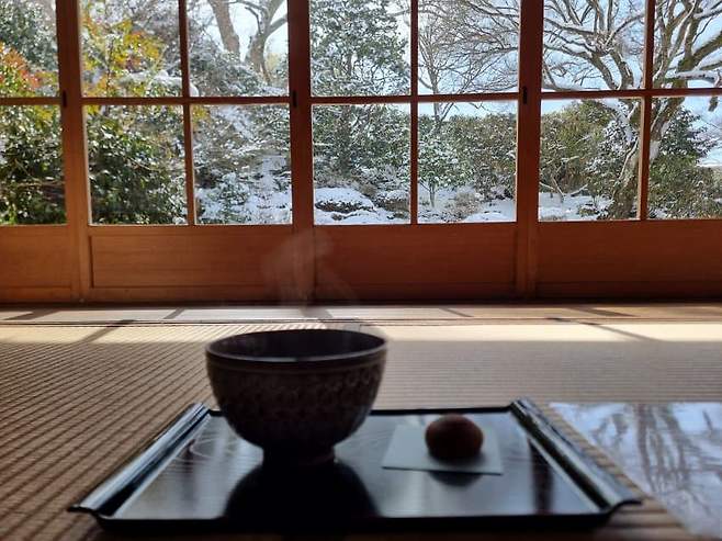 7fed8273b58069ff51ee84e4458275738855a813d05c46a60f64346e1d5073e6