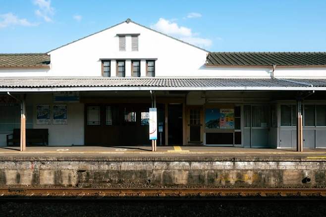 098ef319b5836df320b5c6b236ef203e2eca2f41c36678824b