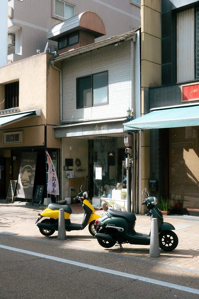 098ef319b5836ffe26ee9ffb1cc1231d30b654c2db0b0e1e9ad81e97