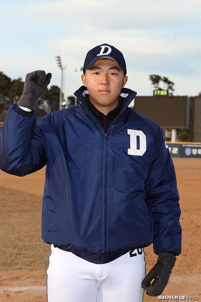 대구고 투수 김민준(3학년)이 25일 오후 부산 기장현대차드림볼파크에서 열린 ‘2025 롯데자이언츠·파이낸셜뉴스배 명문고 야구열전’ 예선 첫 경기 선발투수로 나서 5.0이닝 1실점, 7탈삼진으로 호투하며 경기 수훈선수로 선정됐다. 사진=서동일 기자