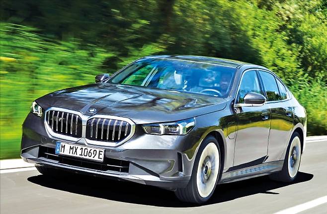 BMW 530i xDrive. BMW 제공
