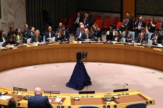유엔 안전보장이사회(안보리) 회원국들이 24일(현지시간) 미국 뉴욕 유엔 본부에서 열린 우크라이나 평화 및 안보 유지 회의에 참석한 모습. AFP]