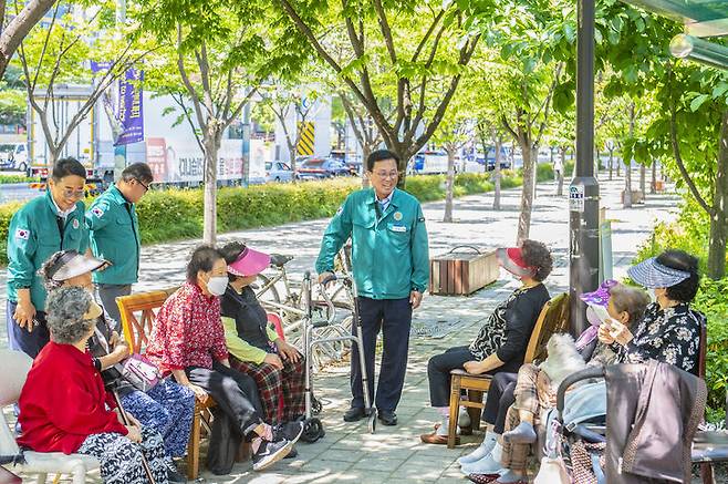 [부산=뉴시스] 김기재 부산영도구청장. (사진=부산 영도구 제공) 2025.02.21. *재판매 및 DB 금지