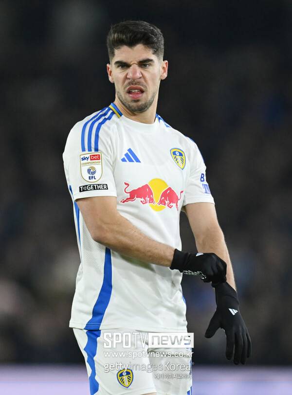 ▲ 마노르 솔로몬은 '이스라엘 손흥민'으로 불린다. 리즈의 프리미어리그 승격에 열을 올리고 있다.